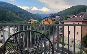 Large Studio - Balcony - Spa And Gym In Building - Free Parking